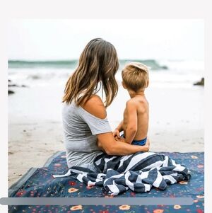 Little Unicorn Outdoor Blanket